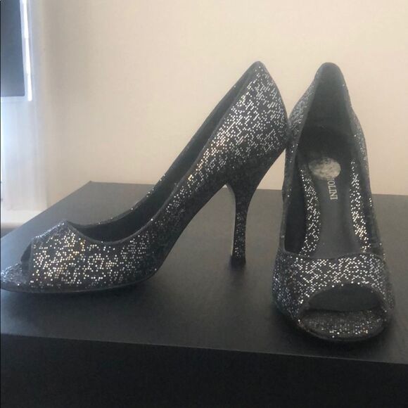ENZO ANGIOLINI | Black and Silver Sparkly Heels - Picture 1 of 3